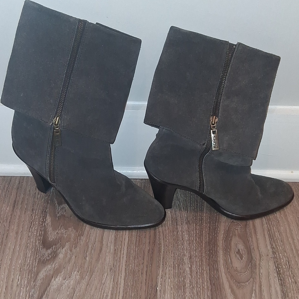 Suede Fold-Over Mid-Calf Heeled Boots - Gray